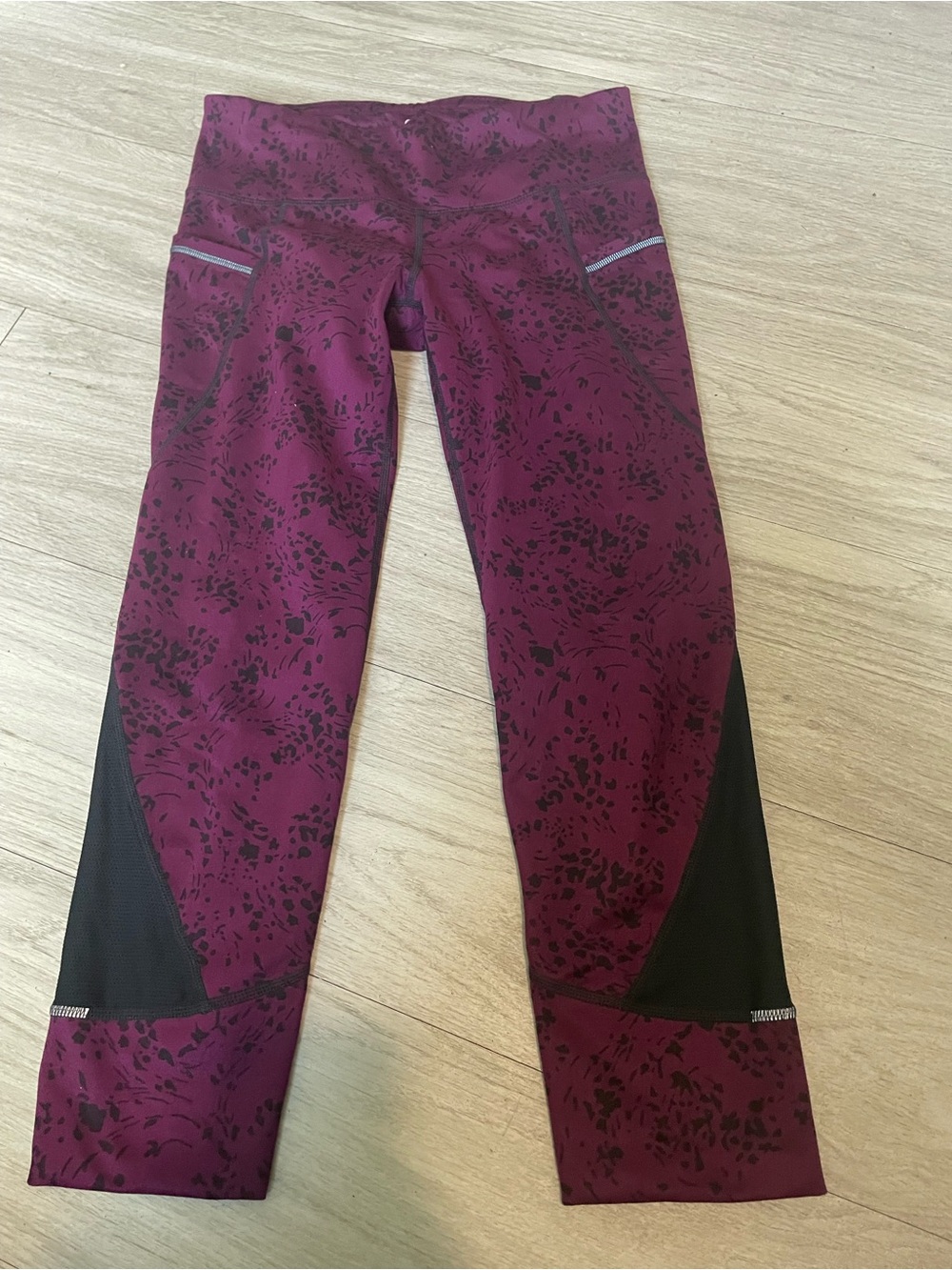 Athleta Plum Floral Leggings with Black Mesh Panels